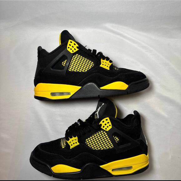 Size 8 - Nike Air Jordan 4 Retro Thunder 2023 Men\'s Shoes Ships Now main image 6